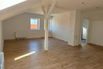Dachgeschoßwohnung Böhmfeld - 3 Zimmer, 85 m&sup2;, 1.150&euro; | Angebot:25218988