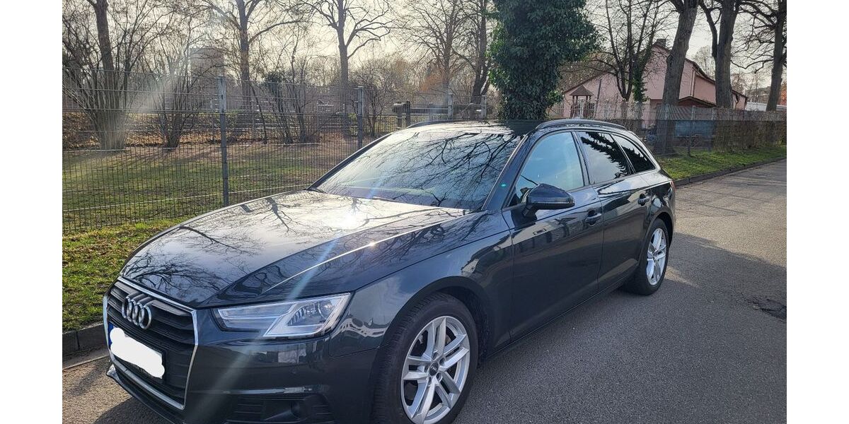 Audi A4 236.000 km 11.999 &euro; Ingolstadt 85055