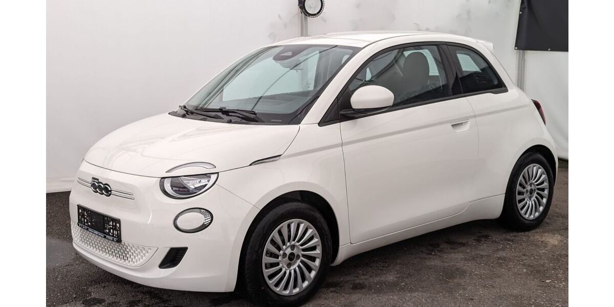 Fiat 500e 26.400 km 15.600 &euro; Langenmosen 86571