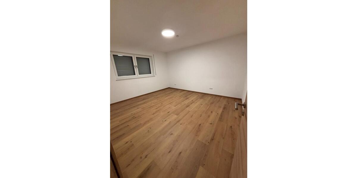Etagenwohnung Kösching - 2.5 Zimmer, 72 m&sup2;, 870&euro; | Angebot:25872208