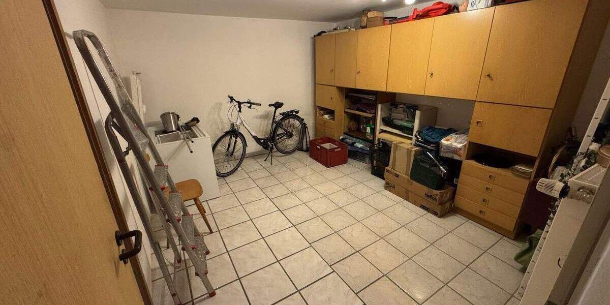 Doppelhaushälfte Oberstimm - 6 Zimmer, 198 m&sup2;, 555.000&euro; | Angebot:25755181