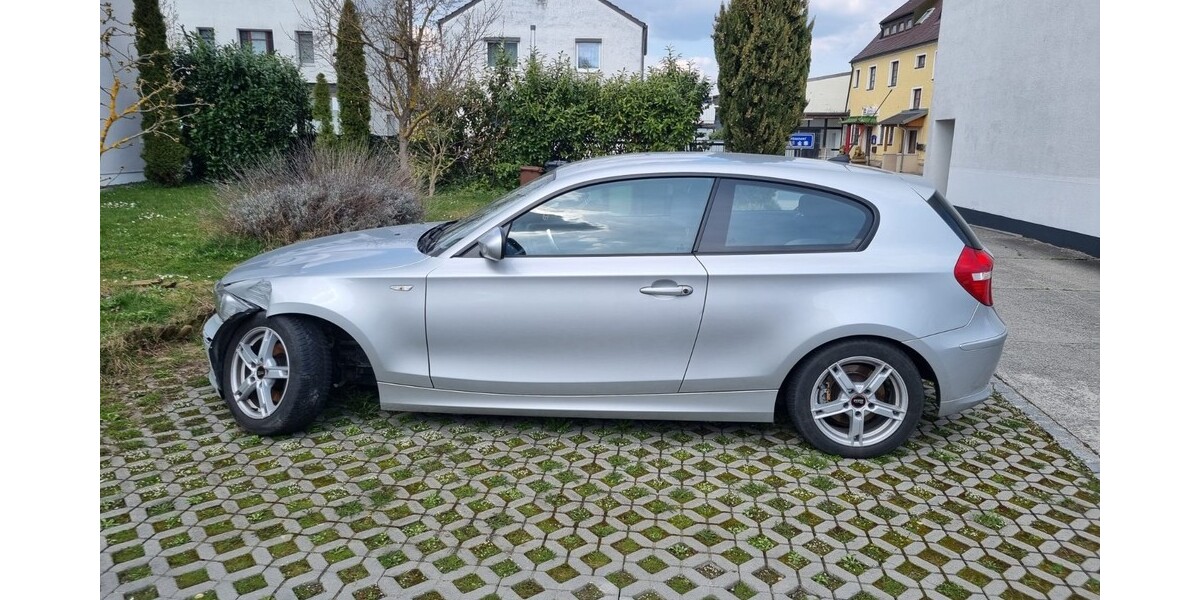 BMW 1er 300.800 km 1.900 &euro; Ingolstadt 85049