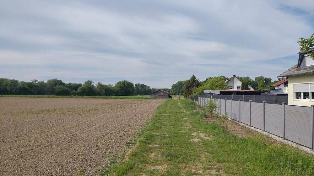 Mehrfamilienhaus, Wohnhaus Ingolstadt Hagau - 7 Zimmer, 230 m&sup2;, 930.000&euro; | Angebot:26527761