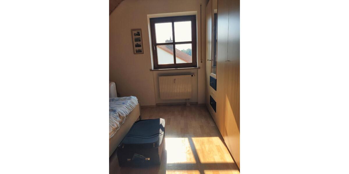 Dachgeschoßwohnung Neustadt an der Donau - 2 Zimmer, 63 m&sup2;, 197.000&euro; | Angebot:25989006