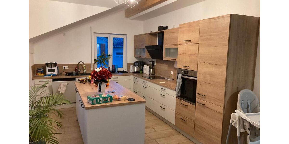 Etagenwohnung Pförring - 4 Zimmer, 129 m&sup2;, 1.050&euro; | Angebot:26045129