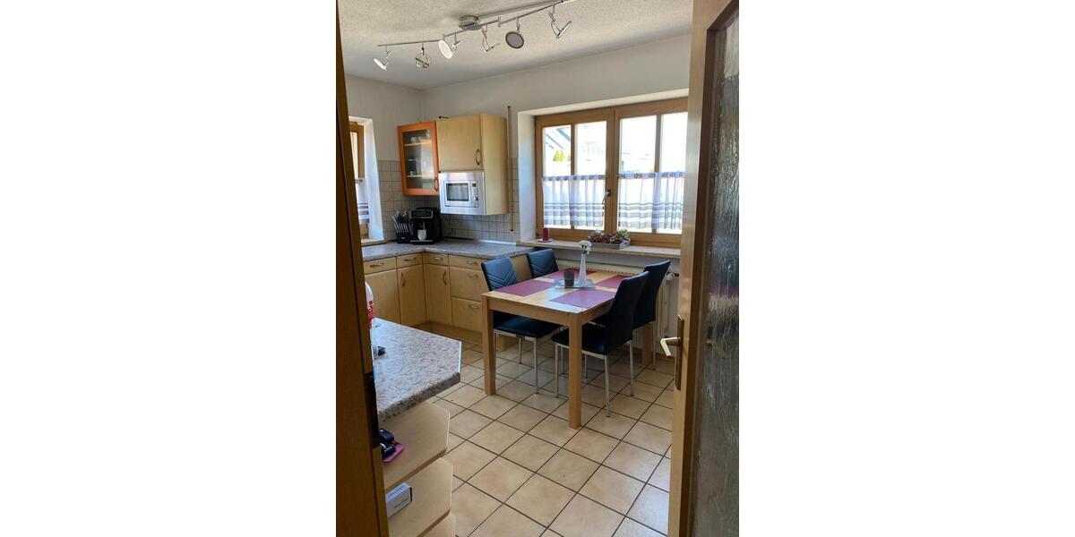 Erdgeschoßwohnung Geisenfeld - 2.5 Zimmer, 68 m&sup2;, 850&euro; | Angebot:27621676