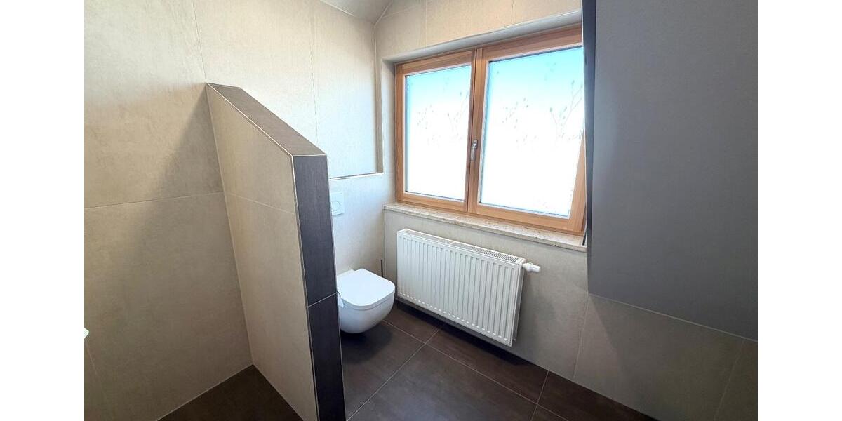 Dachgeschoßwohnung Riedenburg - 4 Zimmer, 118 m&sup2;, 1.090&euro; | Angebot:24976531