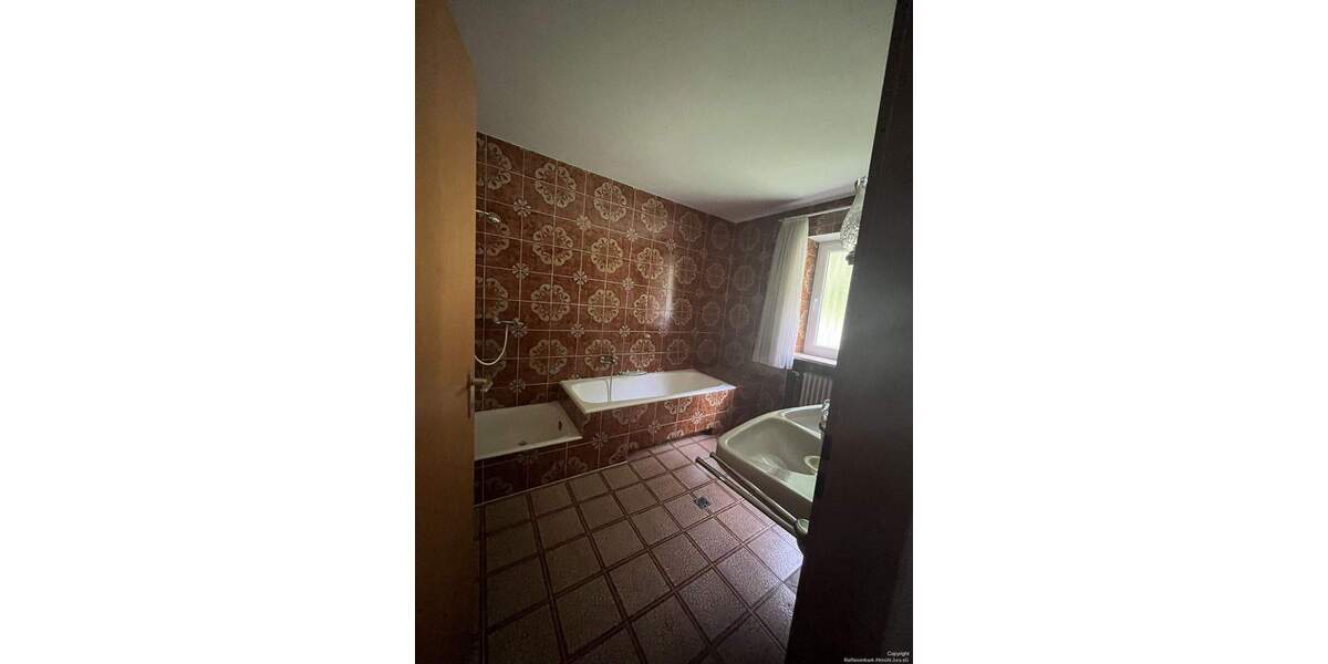 Mehrfamilienhaus, Wohnhaus Kipfenberg Grösdorf - 9 Zimmer, 211 m&sup2;, 590.000&euro; | Angebot:25701125