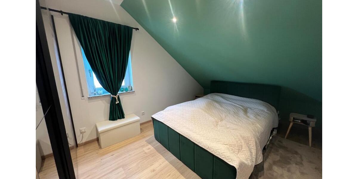 Dachgeschoßwohnung Wettstetten - 2 Zimmer, 60 m&sup2;, 830&euro; | Angebot:25948009