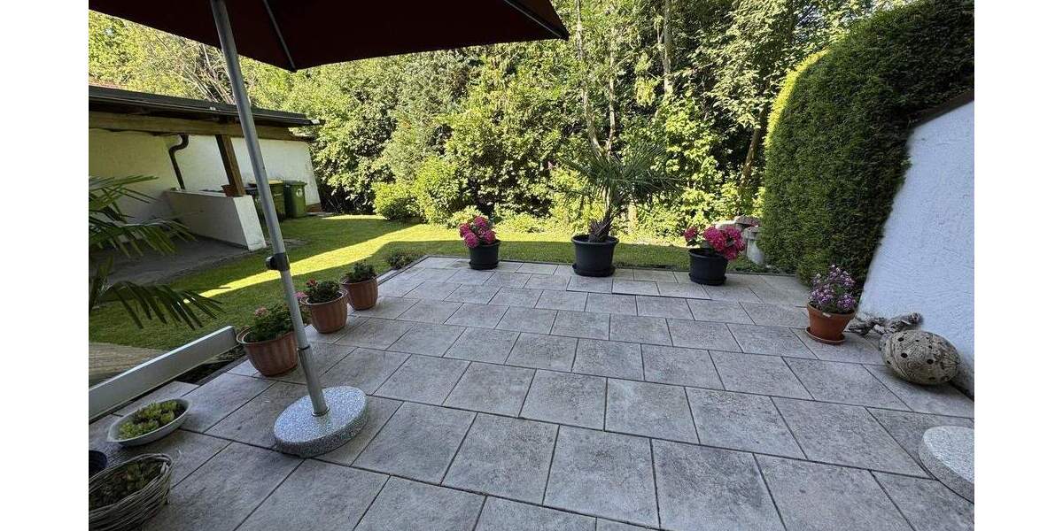 Doppelhaushälfte Oberstimm - 6 Zimmer, 198 m&sup2;, 555.000&euro; | Angebot:25755181