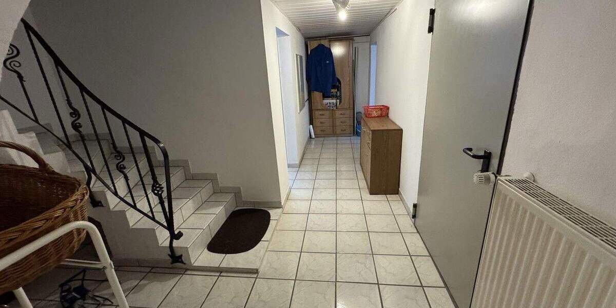 Doppelhaushälfte Oberstimm - 6 Zimmer, 198 m&sup2;, 555.000&euro; | Angebot:25755181