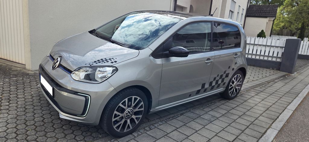 VW e-up! 16.308 km 15.560 &euro; Gaimersheim 85080