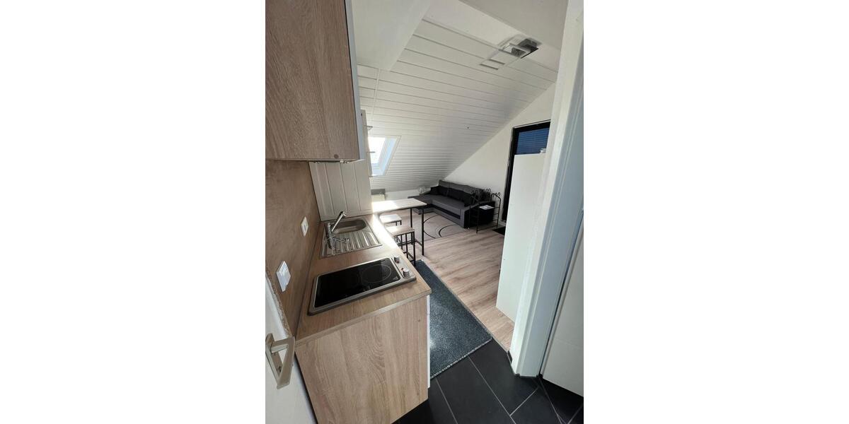 Dachgeschoßwohnung Ingolstadt Nordost - 2 Zimmer, 33 m&sup2;, 950&euro; | Angebot:26480060