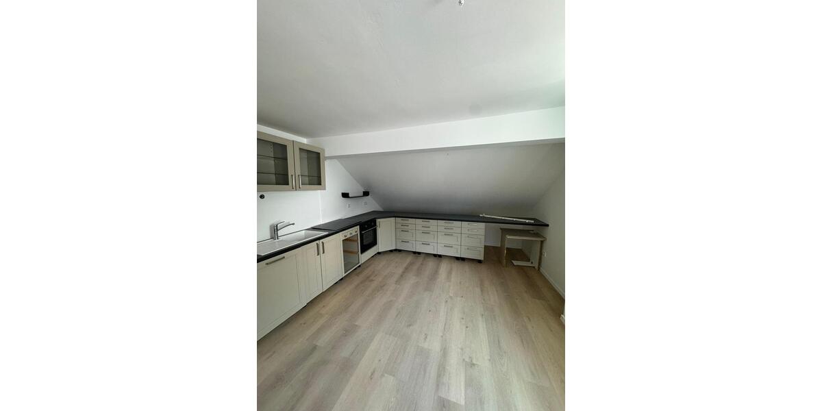 Etagenwohnung Wolnzach - 3 Zimmer, 105 m&sup2;, 1.150&euro; | Angebot:24992299
