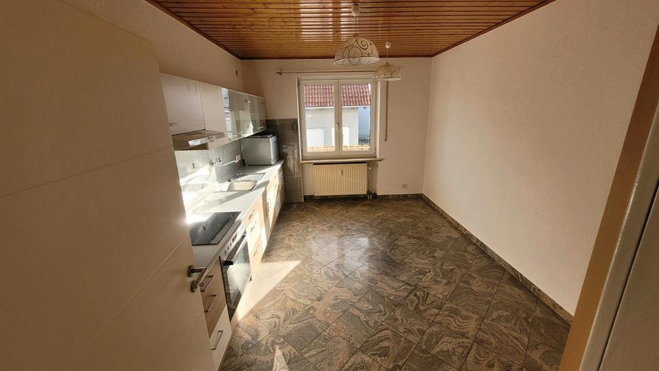 Erdgeschoßwohnung Neuburg an der Donau - 3 Zimmer, 87 m&sup2;, 950&euro; | Angebot:25933655