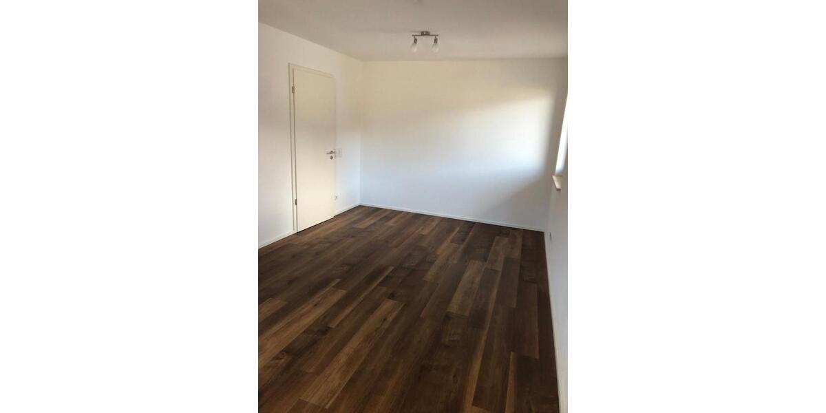 Etagenwohnung Kipfenberg - 3 Zimmer, 80 m&sup2;, 880&euro; | Angebot:26409614