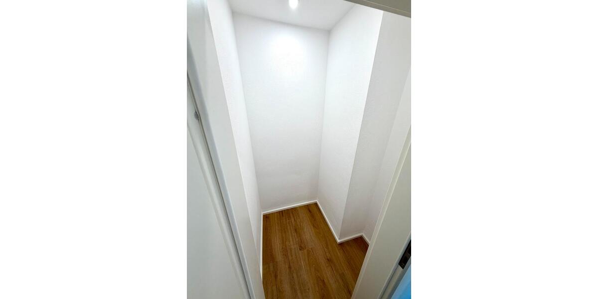 Dachgeschoßwohnung Ingolstadt Nordost - 2 Zimmer, 67 m&sup2;, 950&euro; | Angebot:26394273