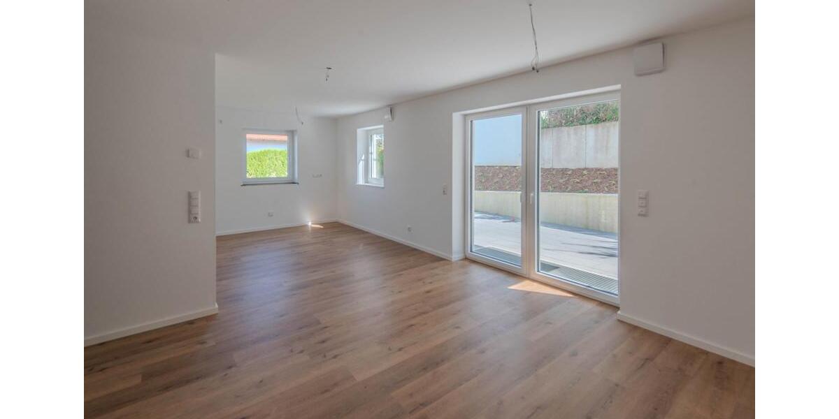 Erdgeschoßwohnung Mainburg - 4 Zimmer, 96 m&sup2;, 1.242&euro; | Angebot:26665639