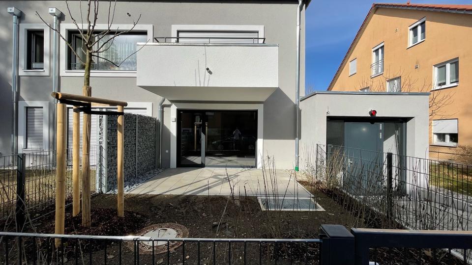 Erdgeschoßwohnung Ingolstadt Münchener Straße - 2 Zimmer, 75 m&sup2;, 412.500&euro; | Angebot:25614247