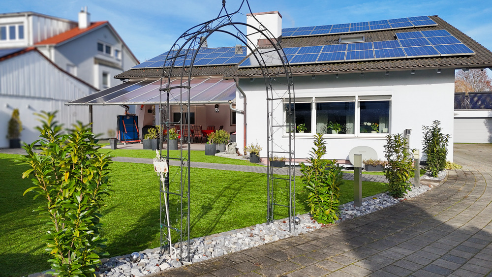 Einfamilienhaus Ingolstadt Ringsee - 8 Zimmer, 318 m&sup2;, 1.190.000&euro; | Angebot:26092993