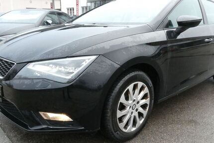 Seat Leon 202.302 km 5.555 &euro; Manching 85077