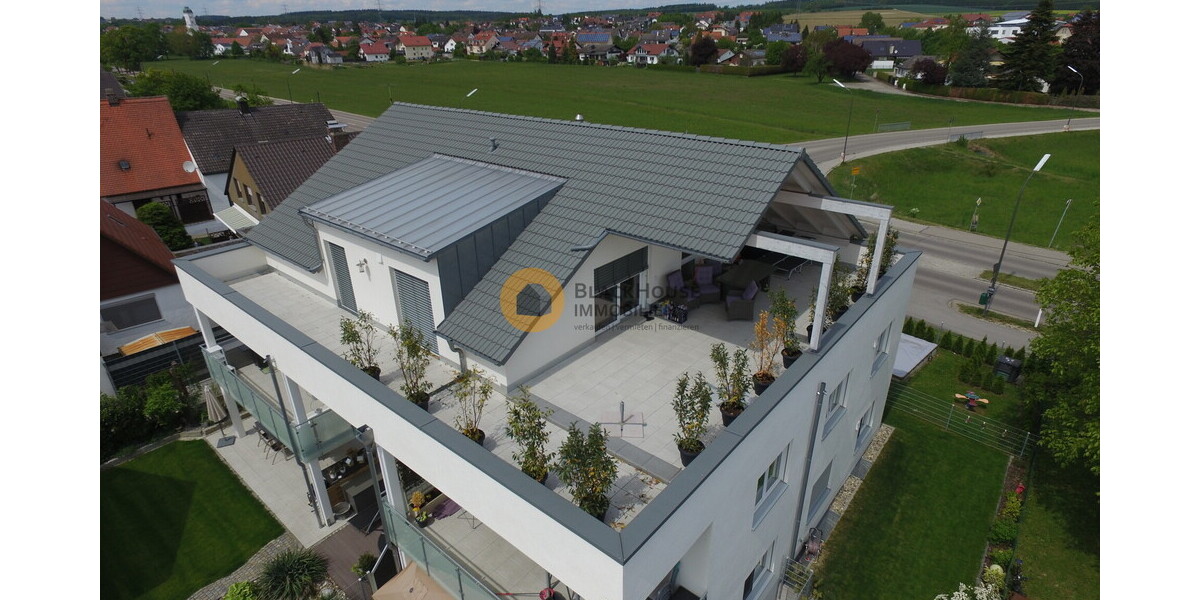 Eine Perle - Penthouse mit 100m² Dachterrasse und Platz für 4 Autos - Einfamilienhaus Wettstetten | Angebot:26652679