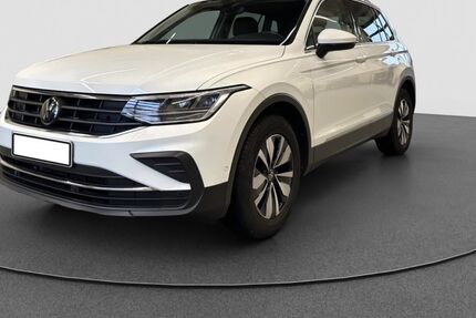 VW Tiguan 64.590 km 29.450 &euro; Manching 85077