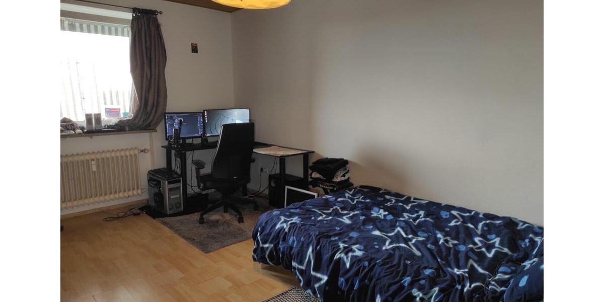 Etagenwohnung Ingolstadt Nordost - 3 Zimmer, 70 m&sup2;, 1.290&euro; | Angebot:25759661