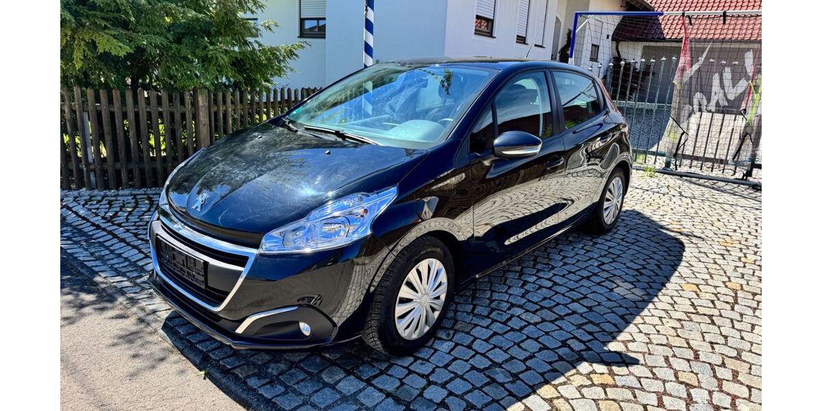 Peugeot 208 54.000 km 7.499 &euro; Lippertshofen (bei Ingolstadt) 85080