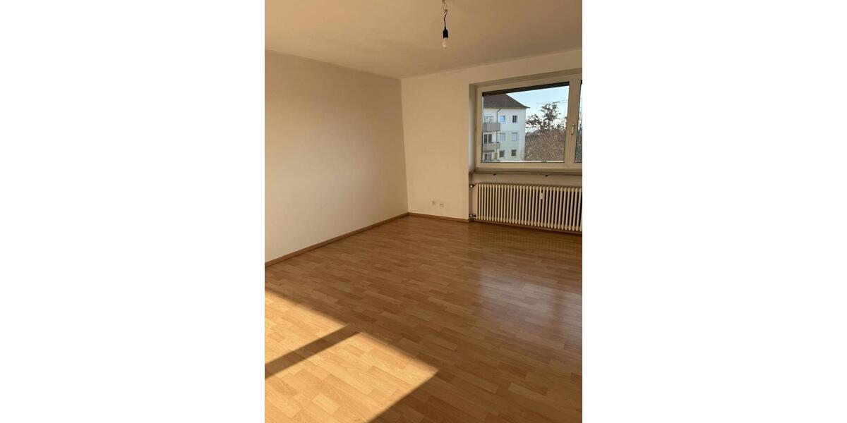 Etagenwohnung Ingolstadt - 4 Zimmer, 84 m&sup2;, 289.000&euro; | Angebot:26874982