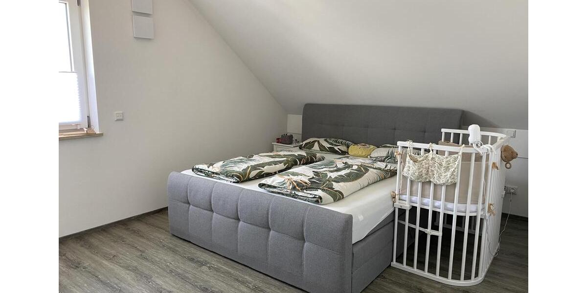 Dachgeschoßwohnung Vohburg an der Donau - 3 Zimmer, 89 m&sup2;, 970&euro; | Angebot:26364492