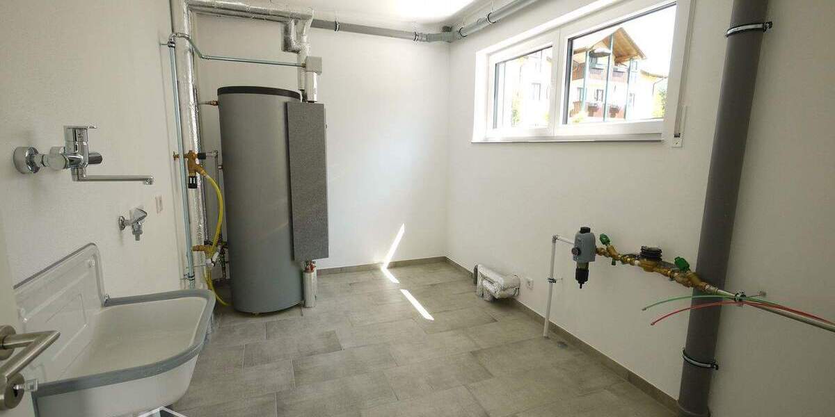 Doppelhaushälfte Kinding - 4 Zimmer, 146 m&sup2;, 1.460&euro; | Angebot:25740816