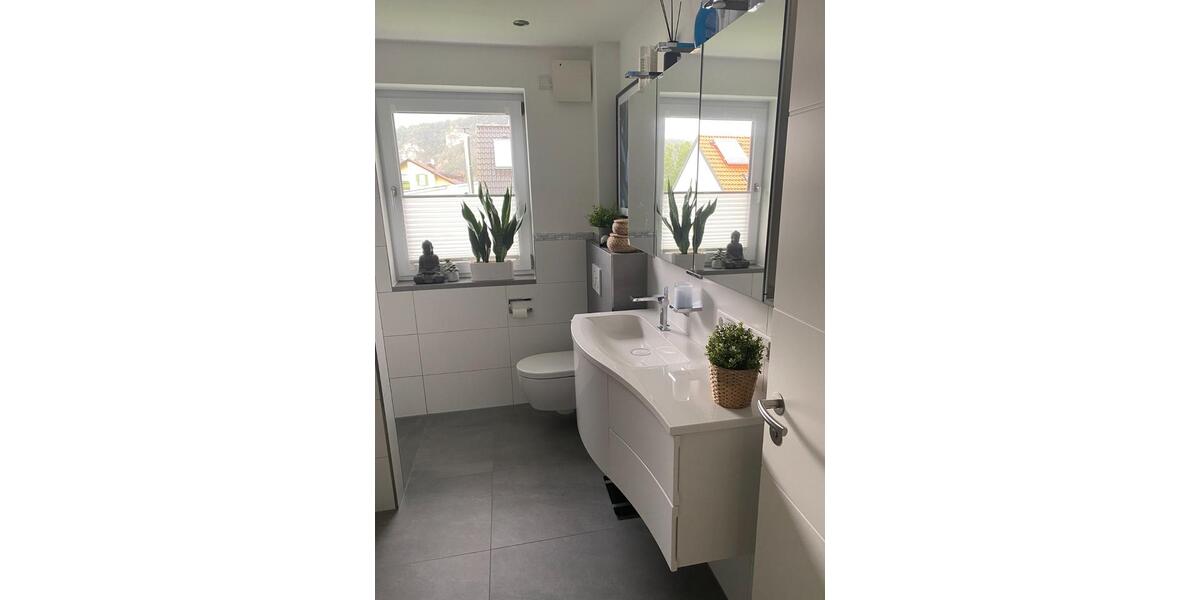 Etagenwohnung Kipfenberg - 4 Zimmer, 120 m&sup2;, 1.500&euro; | Angebot:25830911