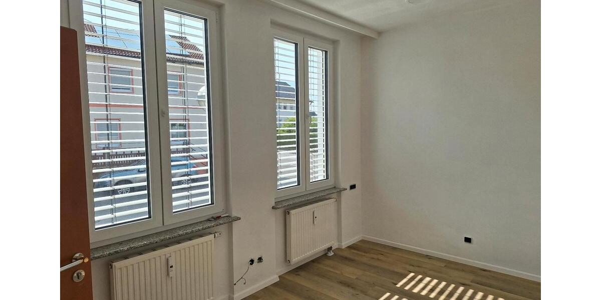Erdgeschoßwohnung Neuburg an der Donau - 3 Zimmer, 130 m&sup2;, 1.000&euro; | Angebot:25634197
