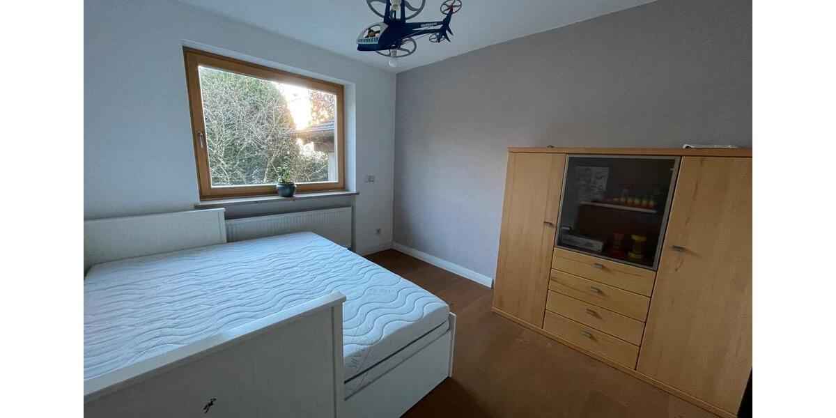 Mehrfamilienhaus, Wohnhaus Wettstetten - 10 Zimmer, 245 m&sup2;, 950.000&euro; | Angebot:24640296