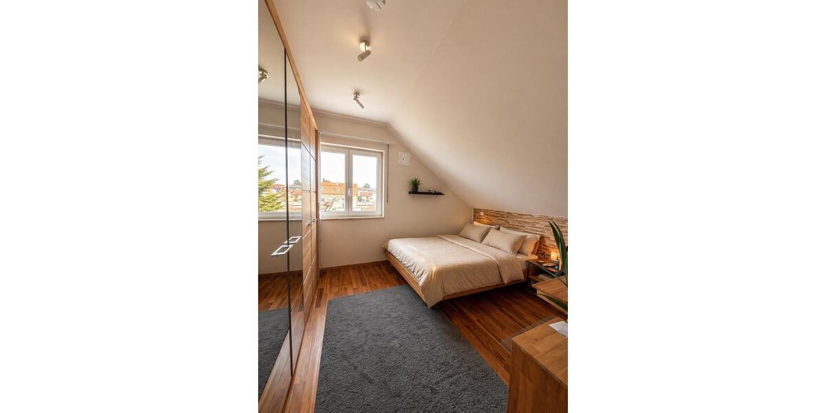 Dachgeschoßwohnung Ingolstadt Nordost - 2.5 Zimmer, 65 m&sup2;, 296.000&euro; | Angebot:26515220