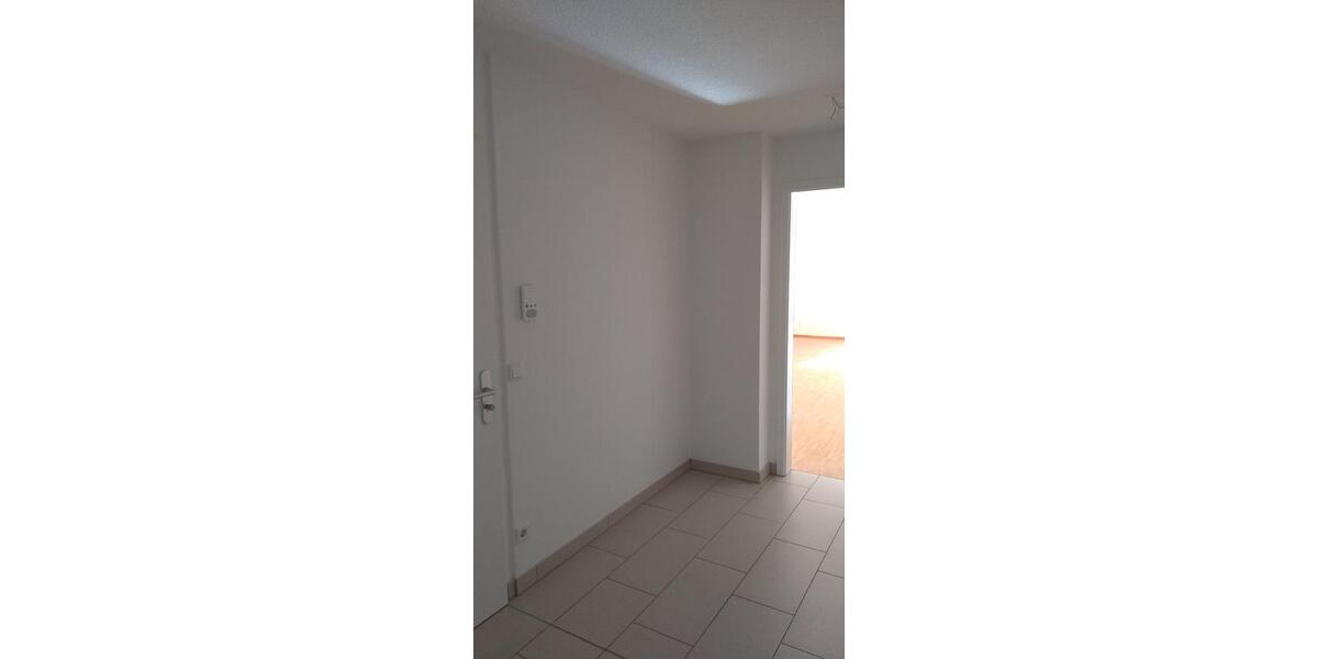 Etagenwohnung Ingolstadt - 3 Zimmer, 80 m&sup2;, 1.080&euro; | Angebot:25893408