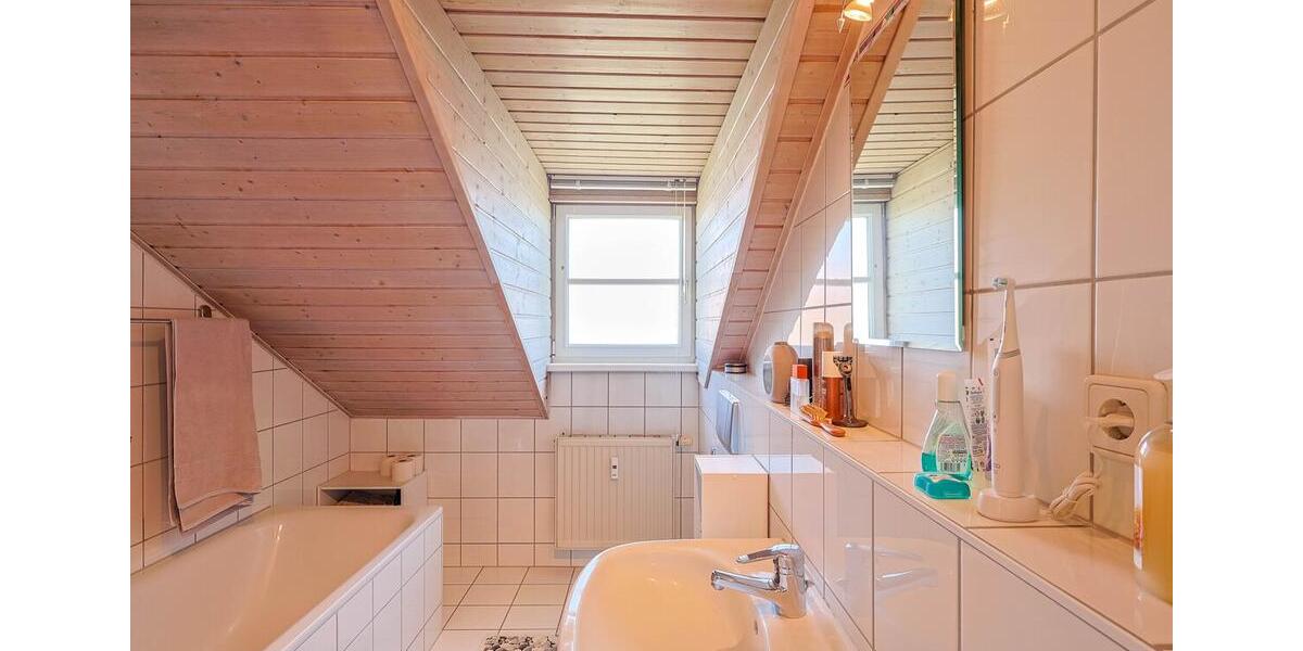 Dachgeschoßwohnung Ingolstadt Münchener Straße - 2 Zimmer, 41 m&sup2;, 580&euro; | Angebot:26675038