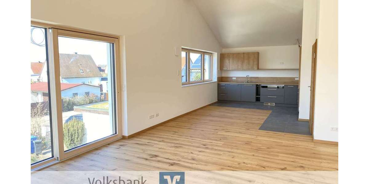 Etagenwohnung Neustadt - 4 Zimmer, 112 m&sup2;, 1.200&euro; | Angebot:25796633