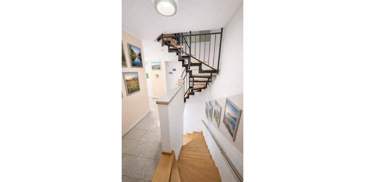 Doppelhaushälfte Ingolstadt Friedrichshofen-Hollerstauden - 5 Zimmer, 135 m&sup2;, 2.250&euro; | Angebot:26102316