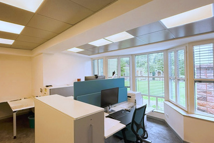 Gewerbeobjekt Ingolstadt Hundszell - 5 Zimmer, 115 m&sup2;, 1.381&euro; | Angebot:25729210