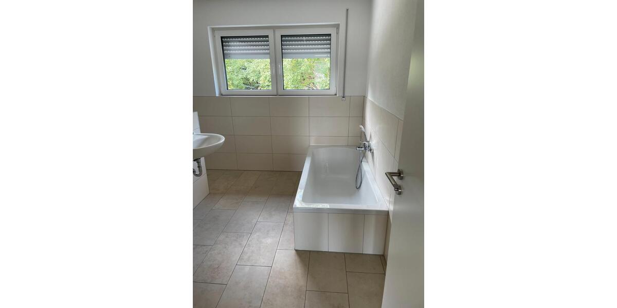 Etagenwohnung Stammham - 4 Zimmer, 140 m&sup2;, 1.740&euro; | Angebot:27554120