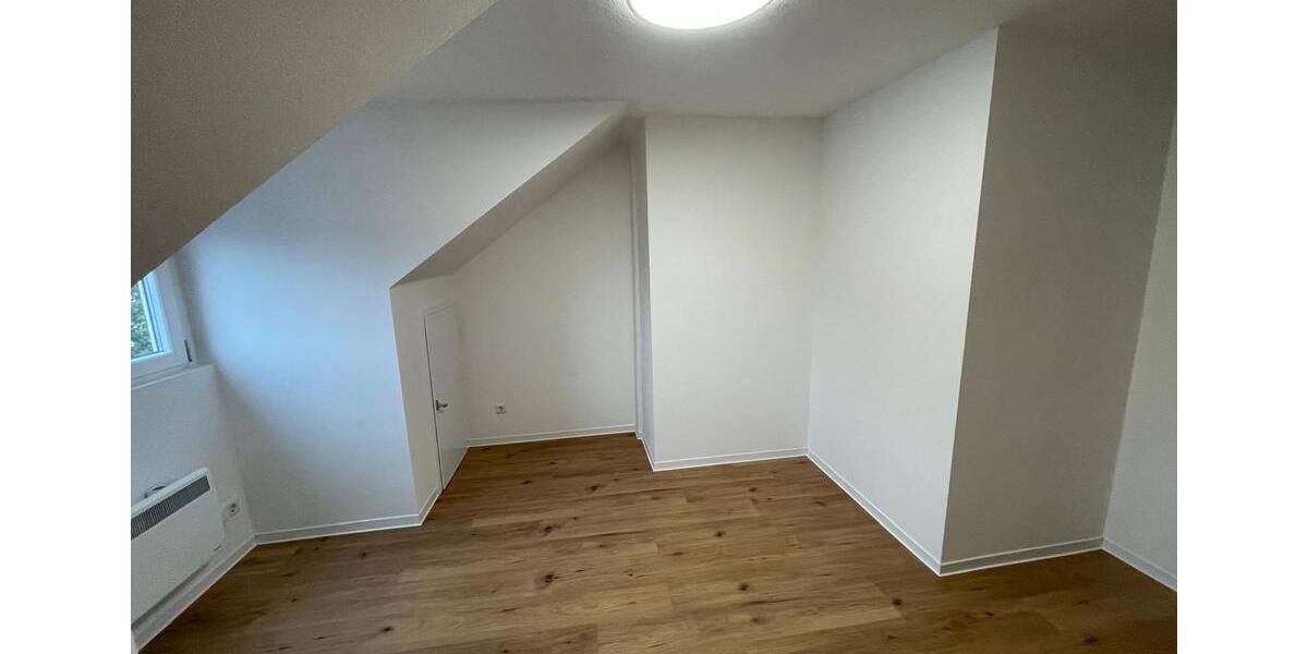 Etagenwohnung Ingolstadt Nordost - 3.5 Zimmer, 65 m&sup2;, 1.100&euro; | Angebot:26266134