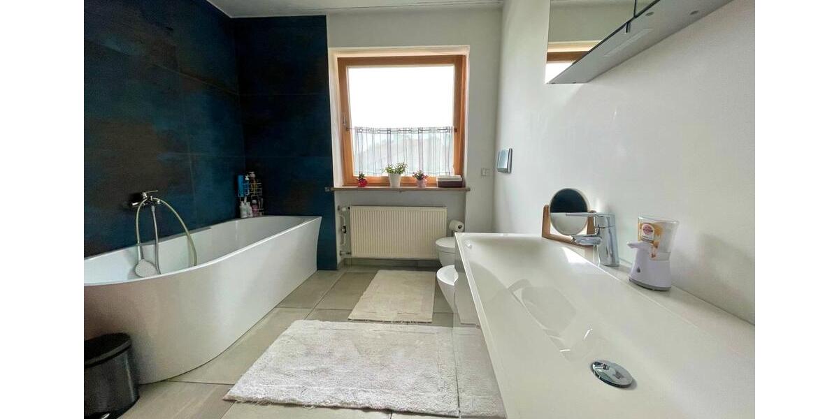 Einfamilienhaus Wettstetten - 10 Zimmer, 245 m&sup2;, 915.000&euro; | Angebot:26305290