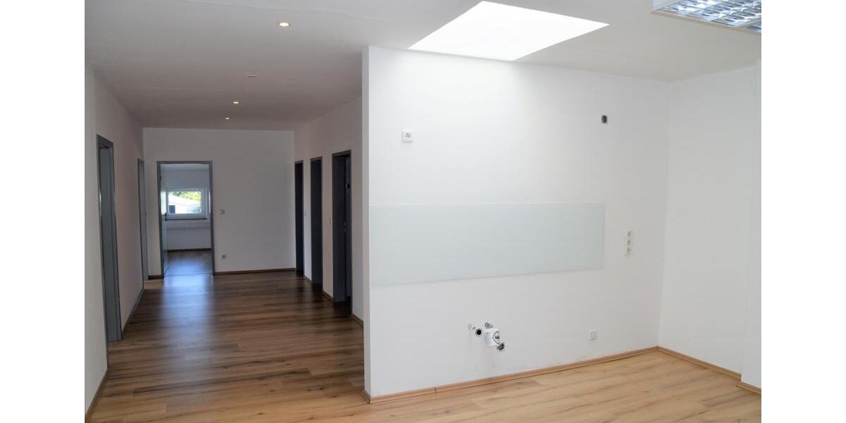 Gewerbeobjekt Karlskron - 900&euro; | Angebot:23120228