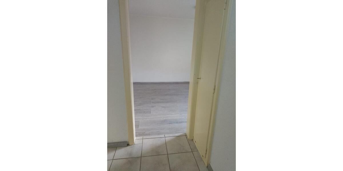 Etagenwohnung Neuburg an der Donau - 2 Zimmer, 42 m&sup2;, 900&euro; | Angebot:25900585