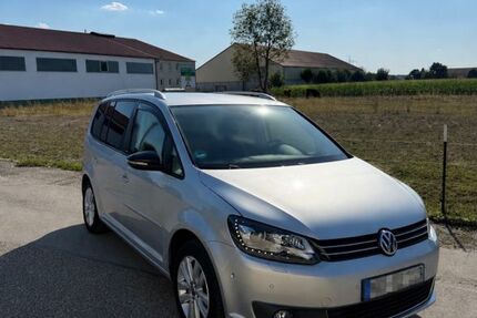 VW Touran 154.000 km 9.500 &euro; Neuburg an der Donau 86633