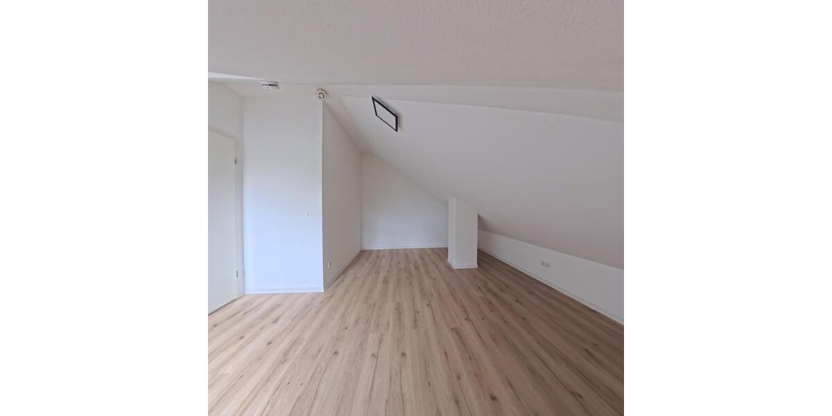 Dachgeschoßwohnung Ingolstadt Friedrichshofen-Hollerstauden - 2 Zimmer, 45 m&sup2;, 630&euro; | Angebot:27550141