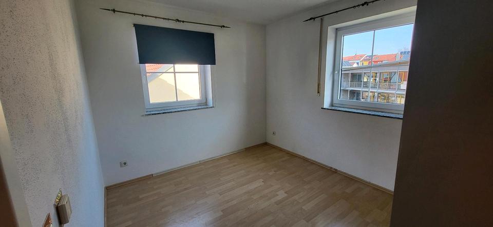 Etagenwohnung Gaimersheim - 2 Zimmer, 70 m&sup2;, 1.050&euro; | Angebot:26266148