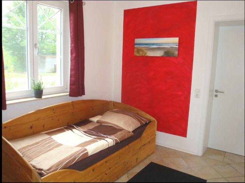 Erdgeschoßwohnung Wolnzach - 2 Zimmer, 95 m&sup2;, 95&euro; | Angebot:26014396